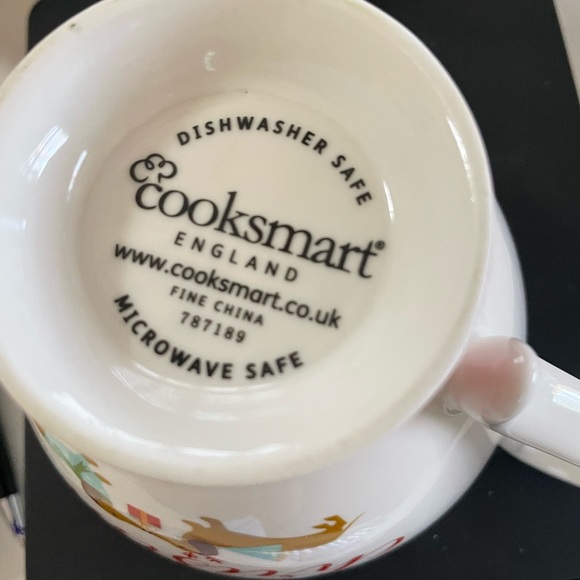 Merry Christmas DACHSHUND mug from Cooksmart England - Picture 6 of 6